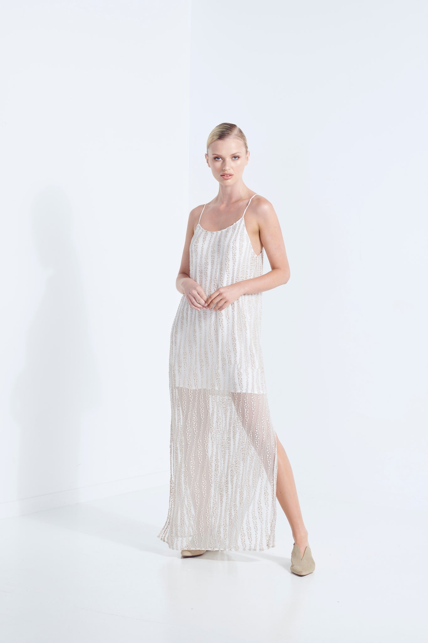 ATLANNA DRESS 40% OFF