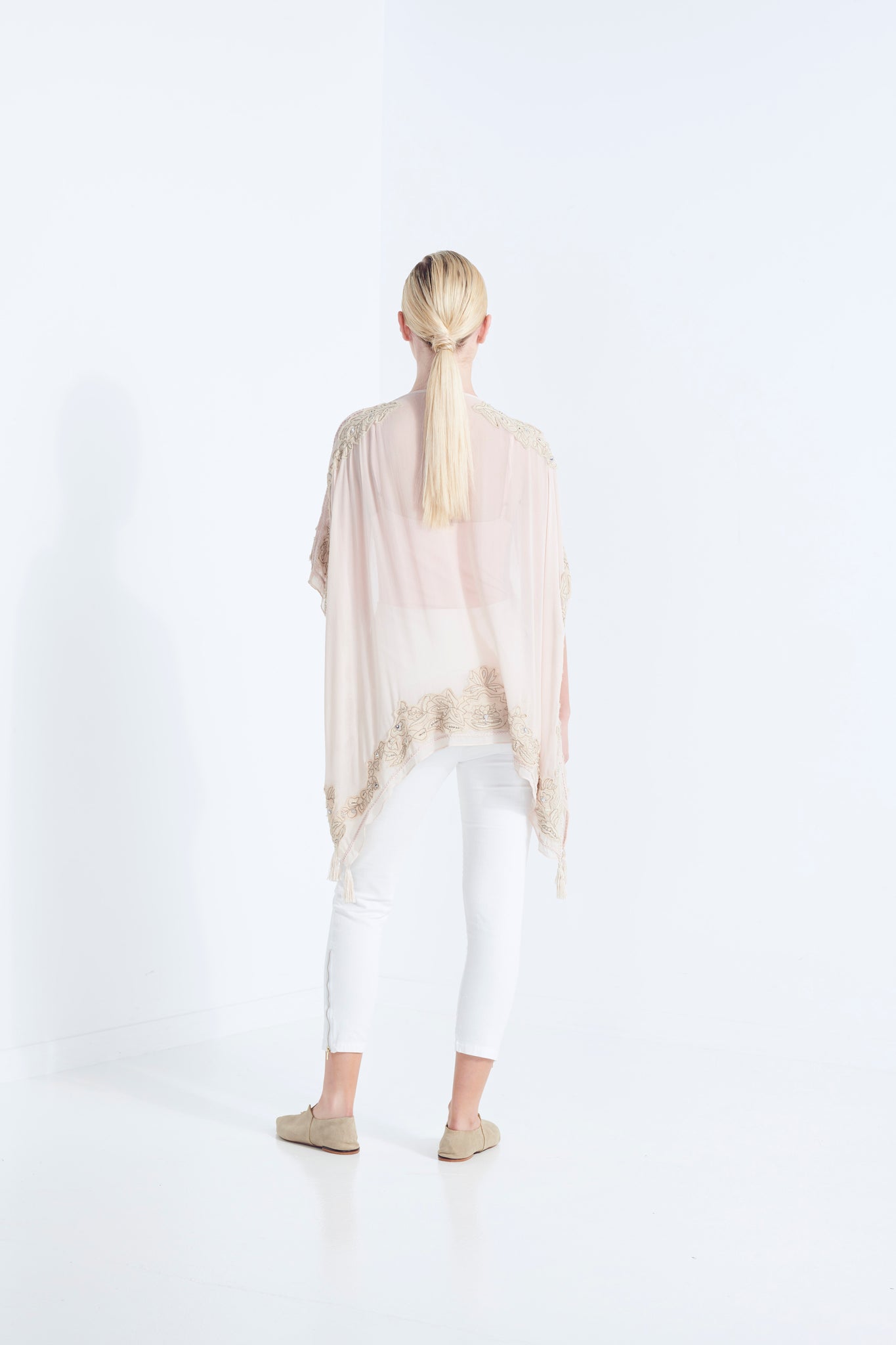 CORAL REEF KAMEEZ 40%OFF
