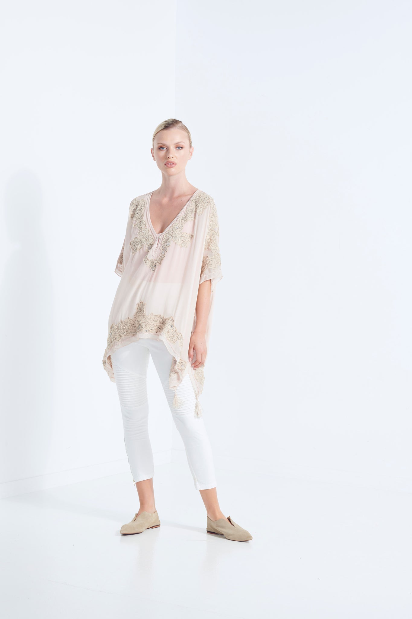 CORAL REEF KAMEEZ 40%OFF