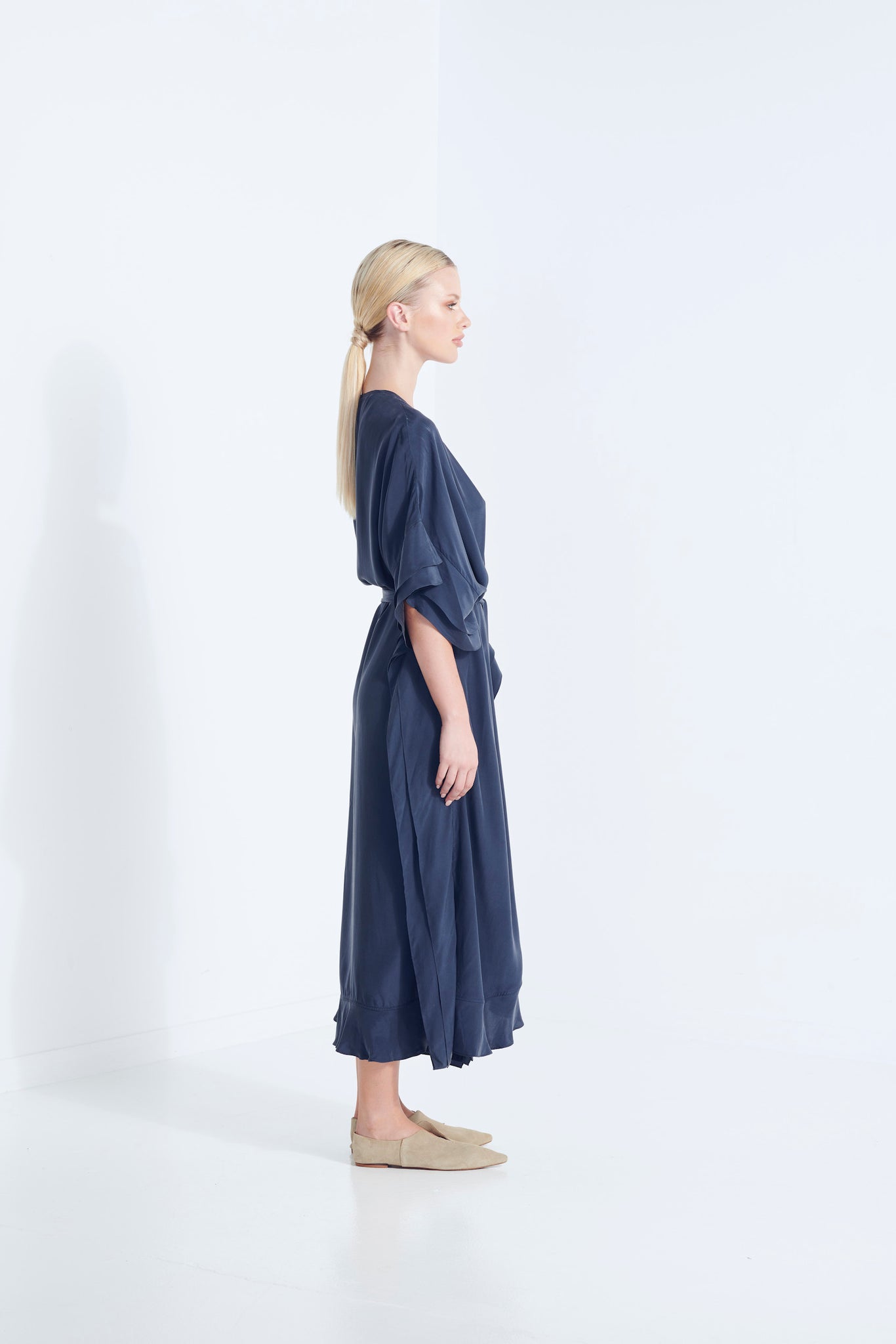 APHRODITE SILK ROBE DRESS 40%OFF