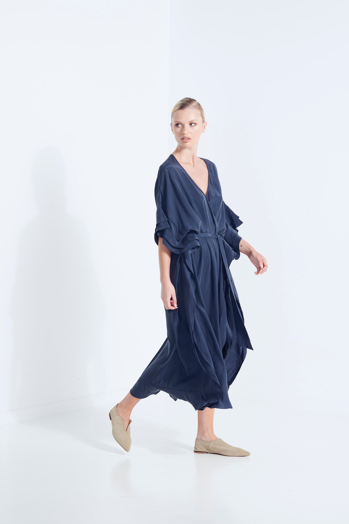 APHRODITE SILK ROBE DRESS 40%OFF