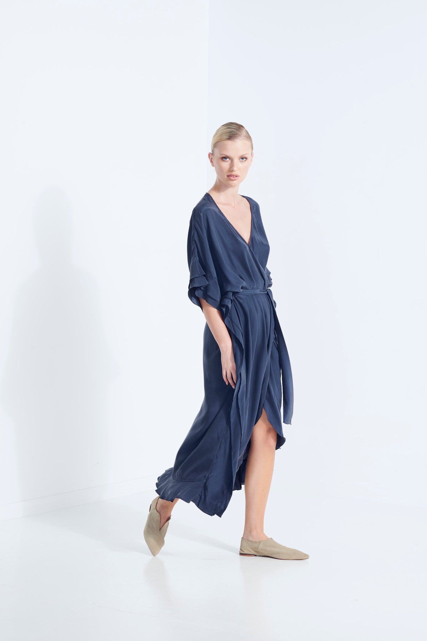 APHRODITE SILK ROBE DRESS 40%OFF