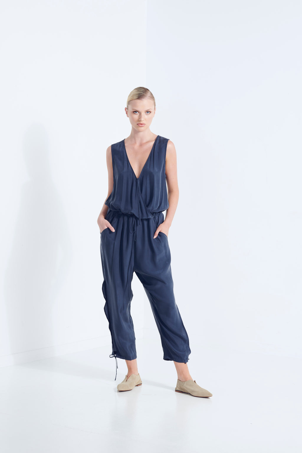 APHRODITE SILK JUMPSUIT ~MARINENIGHT 40%OFF