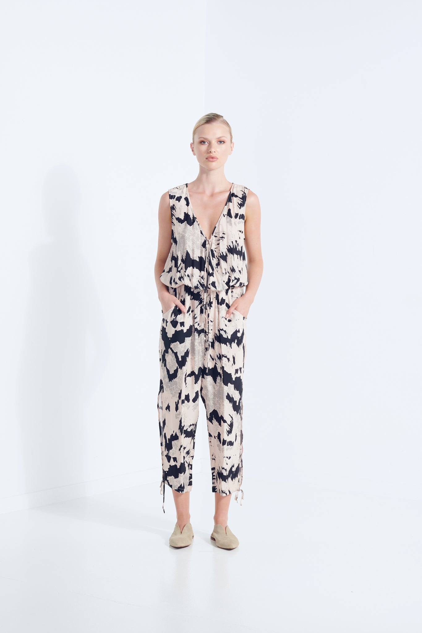 ZOETIC JUMPSUIT 40%OFF