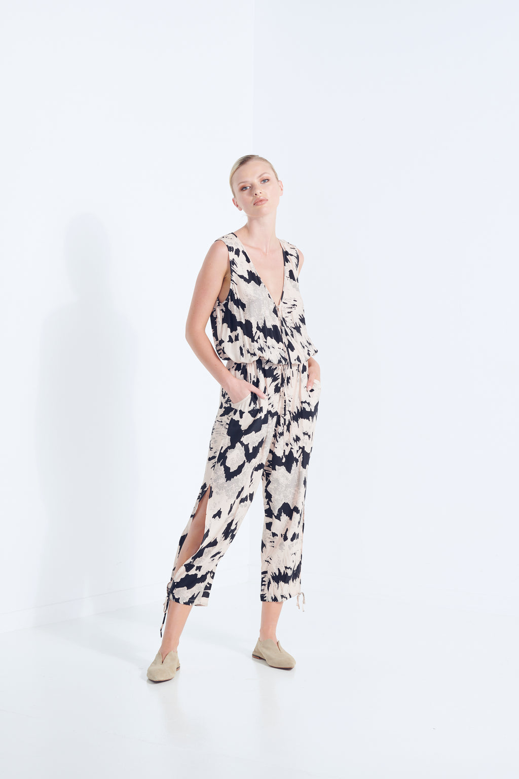 ZOETIC JUMPSUIT 40%OFF