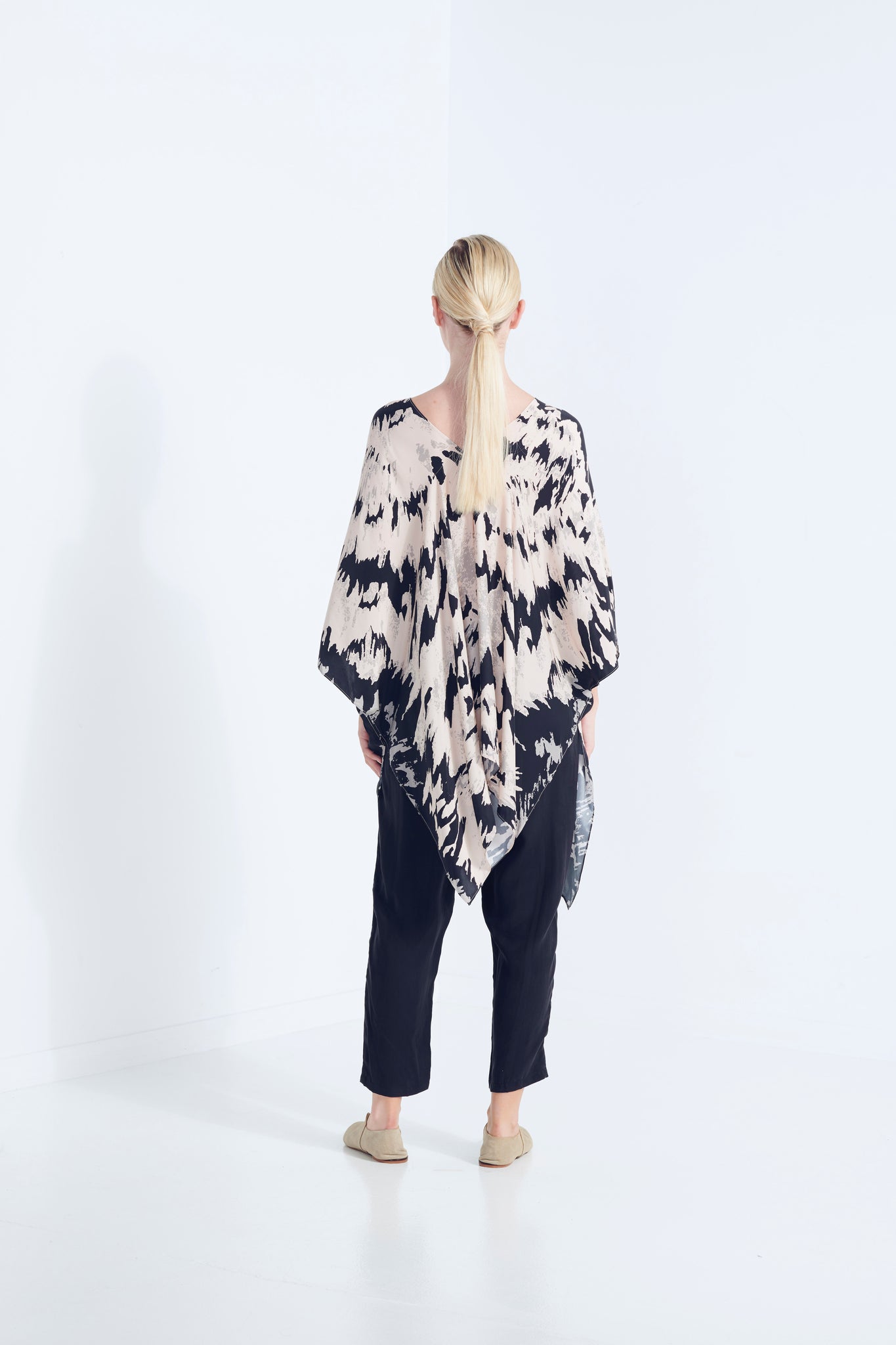ZOETIC SILK KITE TOP 40%OFF