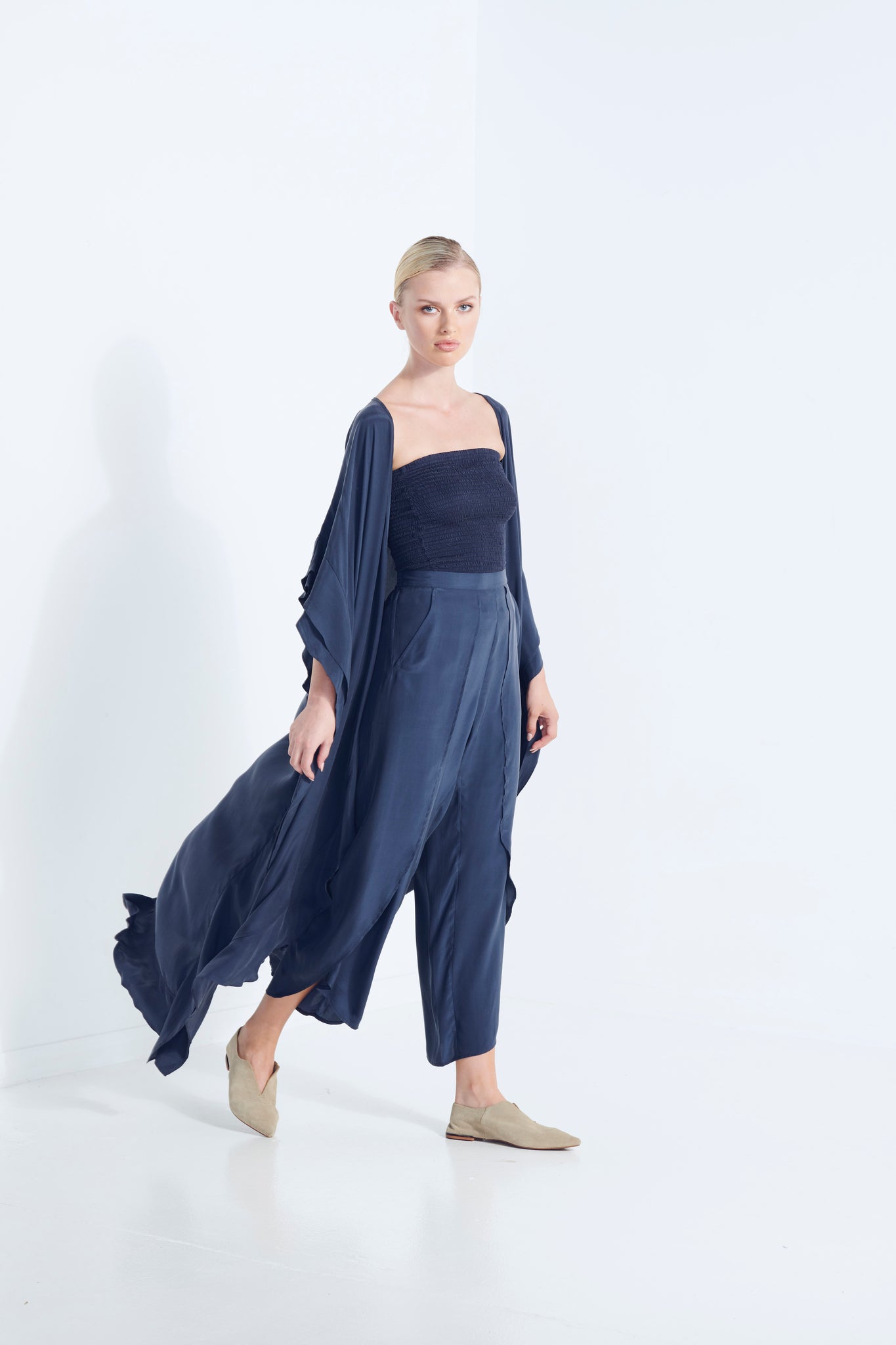 APHRODITE SILK ROBE DRESS 40%OFF