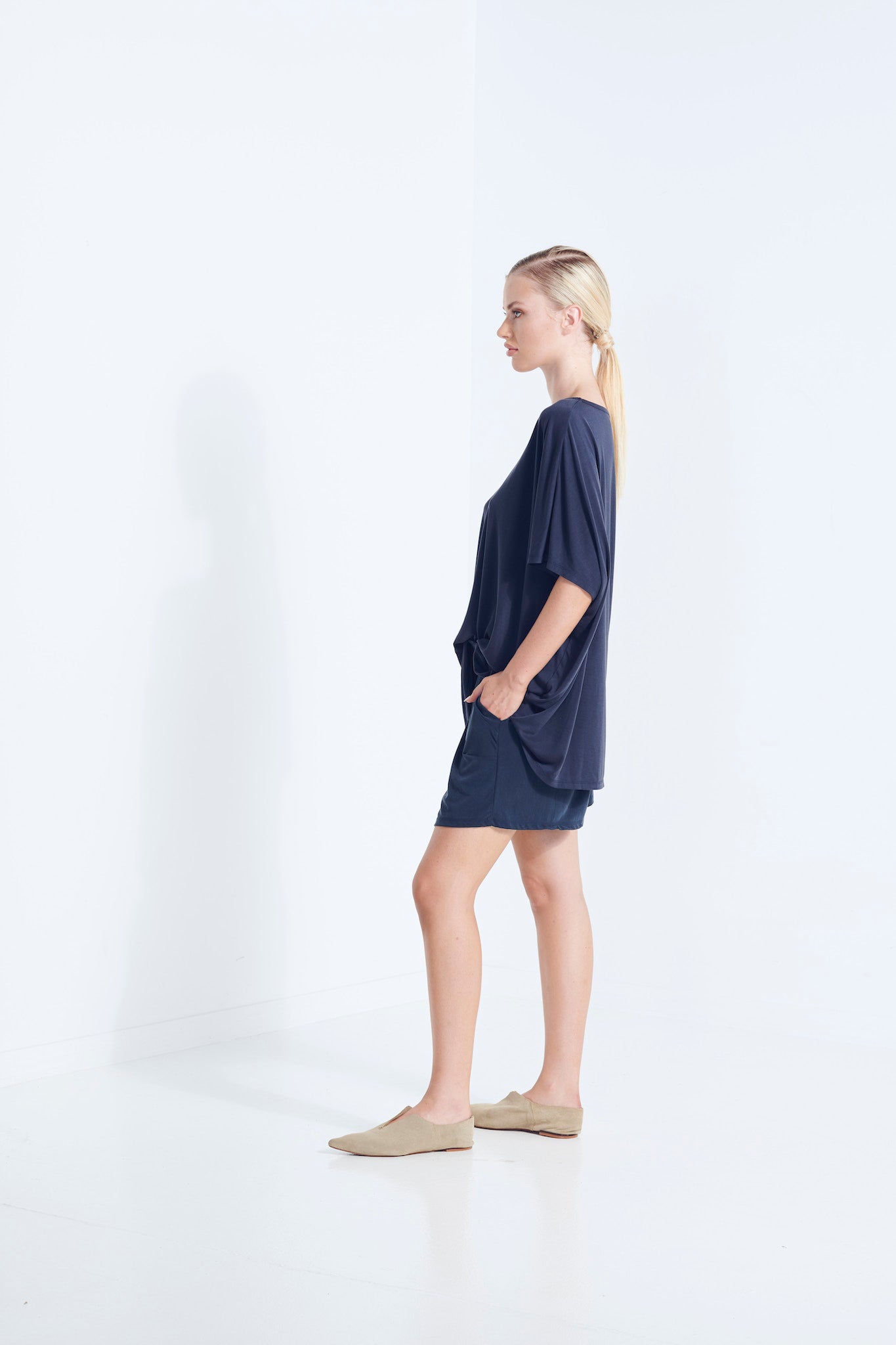 40%OFF our HERA DRAPE T SHIRT SANDWASHED MODAL BEECHWOOD