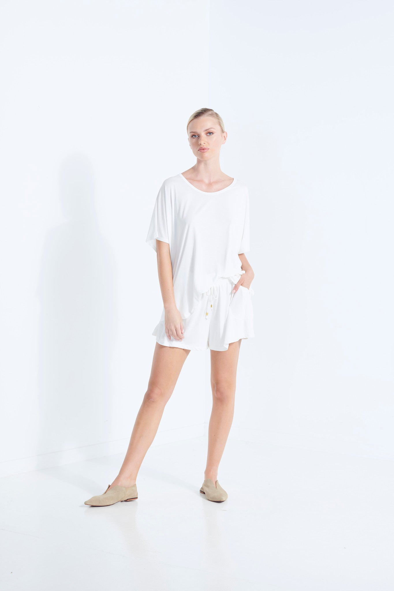 40%OFF our HERA DRAPE T SHIRT SANDWASHED MODAL BEECHWOOD