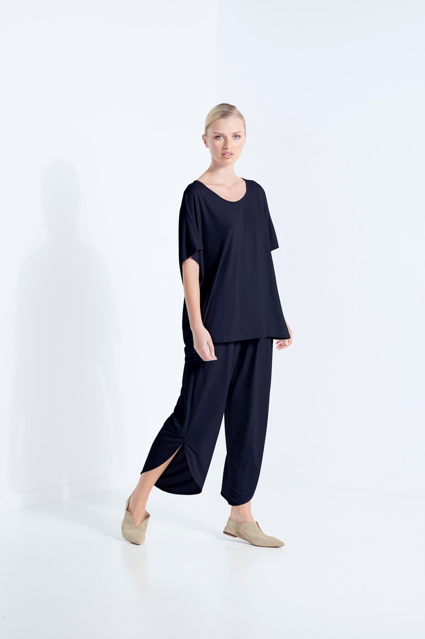 40%OFF our HERA DRAPE T SHIRT SANDWASHED MODAL BEECHWOOD